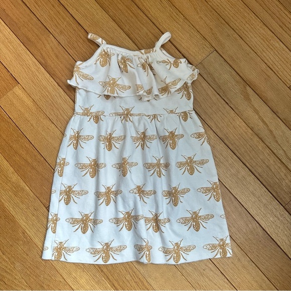 Kate Quinn Organic Cotton Bee Print Ruffle Detail Dress 2T - Picture 4 of 4